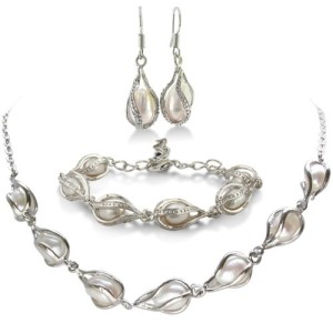 Expensive Pearls 300x300 How To Build Ultrasonic Cleaner By Yourself